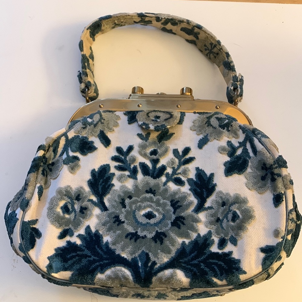 Vintage Nettie Rosenstein Tapestry Bag.